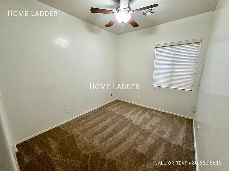 6822 S 55th Ln — Photo 22
