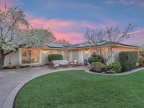 2nd image of 2070 Raven Rd