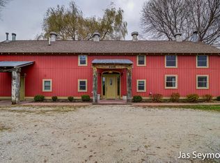 2288 Dean Lake Ave NE, Grand Rapids, MI 49505