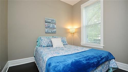 5th image of 1927 N Lawndale Ave #2D