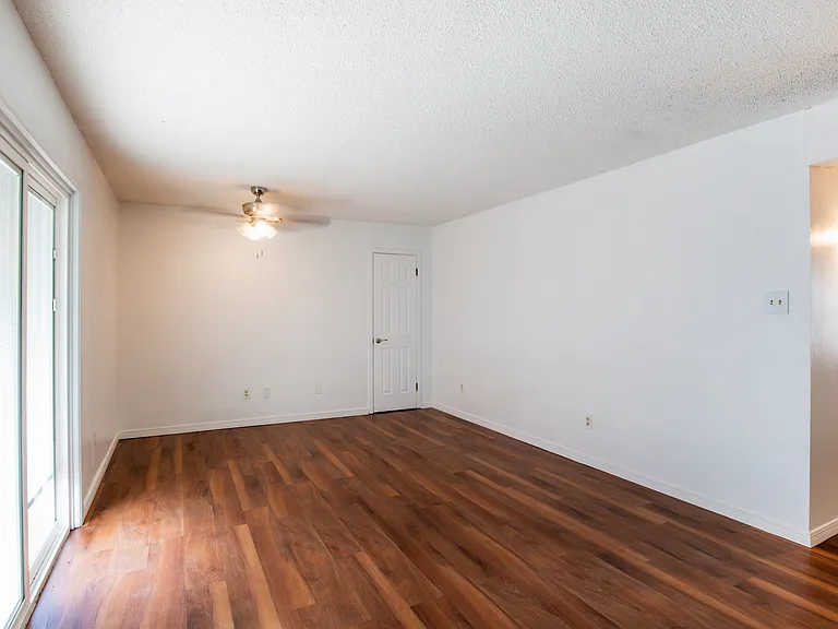 1633 Stull Dr — Photo 23