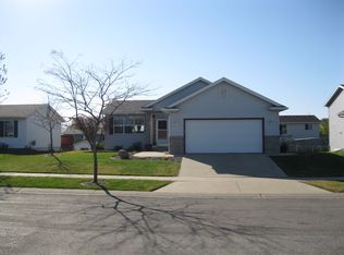 5136 Kingsbury Pl NW, Rochester, MN 55901