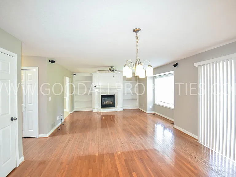 4373 Ashley Park Dr — Photo 4