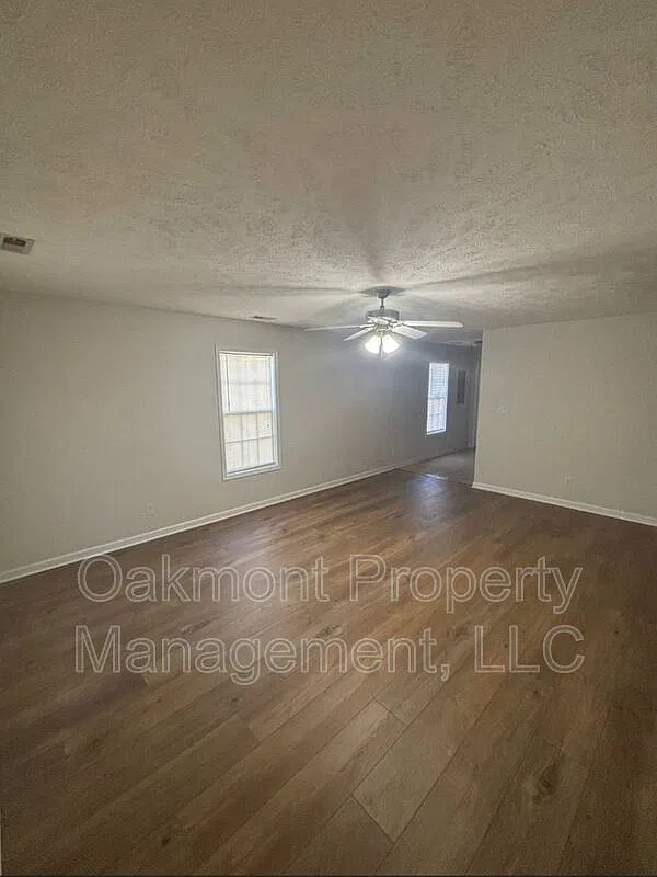 2 bed, 2.0 bath, 988 sqft, $975 — Photo 3