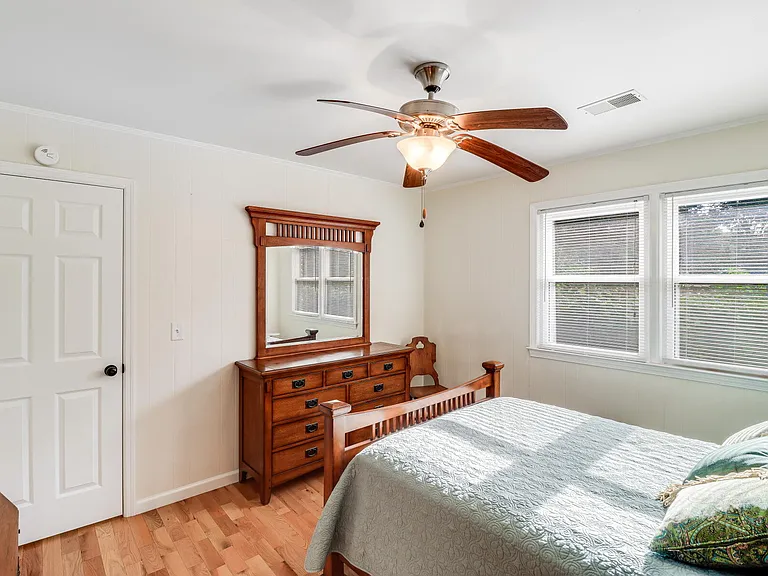 1728 Pinckney Park Dr #B — Photo 12