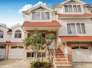 4720 Amboy Rd, Staten Island, NY 10312