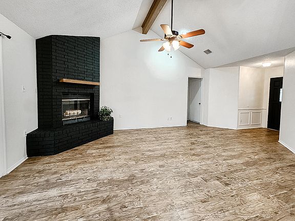 4th image of 6303 Royal Springs Dr