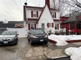 10 Spooner St, Providence, RI 02907