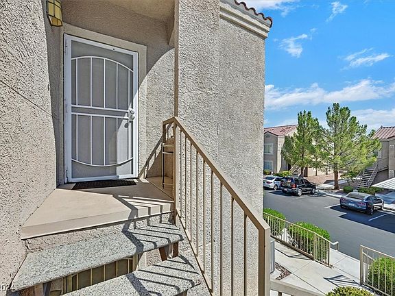 3rd image of 9470 Peace Way Unit 214
