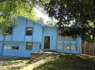 4405 S 45th St, Omaha, NE 68117