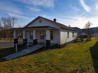 403 Poplar St, Ravenna, KY 40472