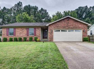 6077 Everglades Dr, Newburgh, IN 47630