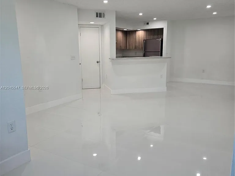 595 Vista Isles Dr #1913 — Photo 1