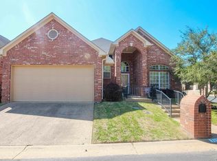 7120 Holly Square Ct, Tyler, TX 75703