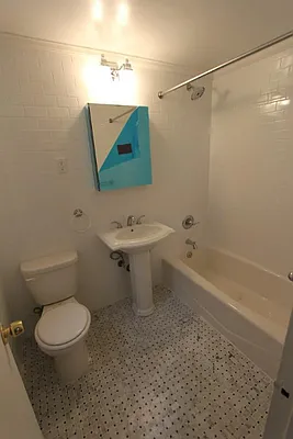 Rented by Hatuka Properties | media 13