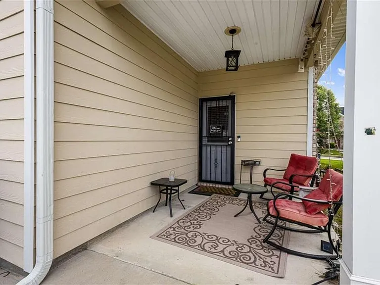 684 Armitage Way — Photo 32