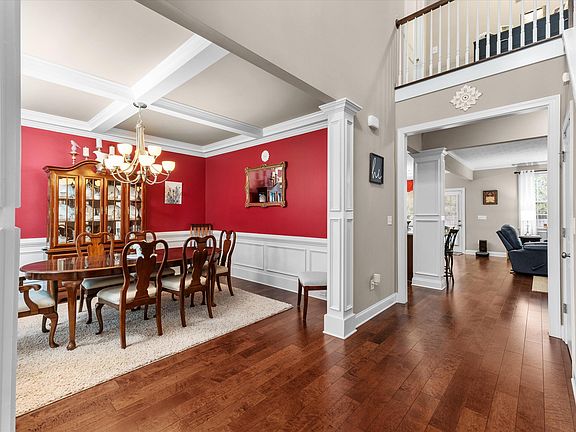 5th image of 4076 Ellington Drive