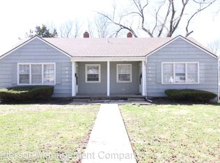 4411 S Parkway Dr, Olathe, KS 66061