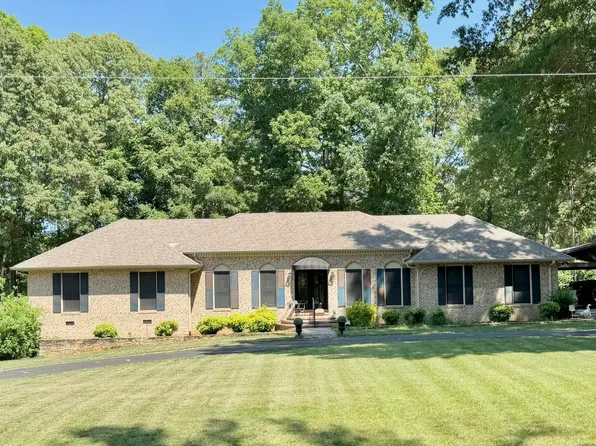 1080 Hedrick Dr, Henderson, NC 27537