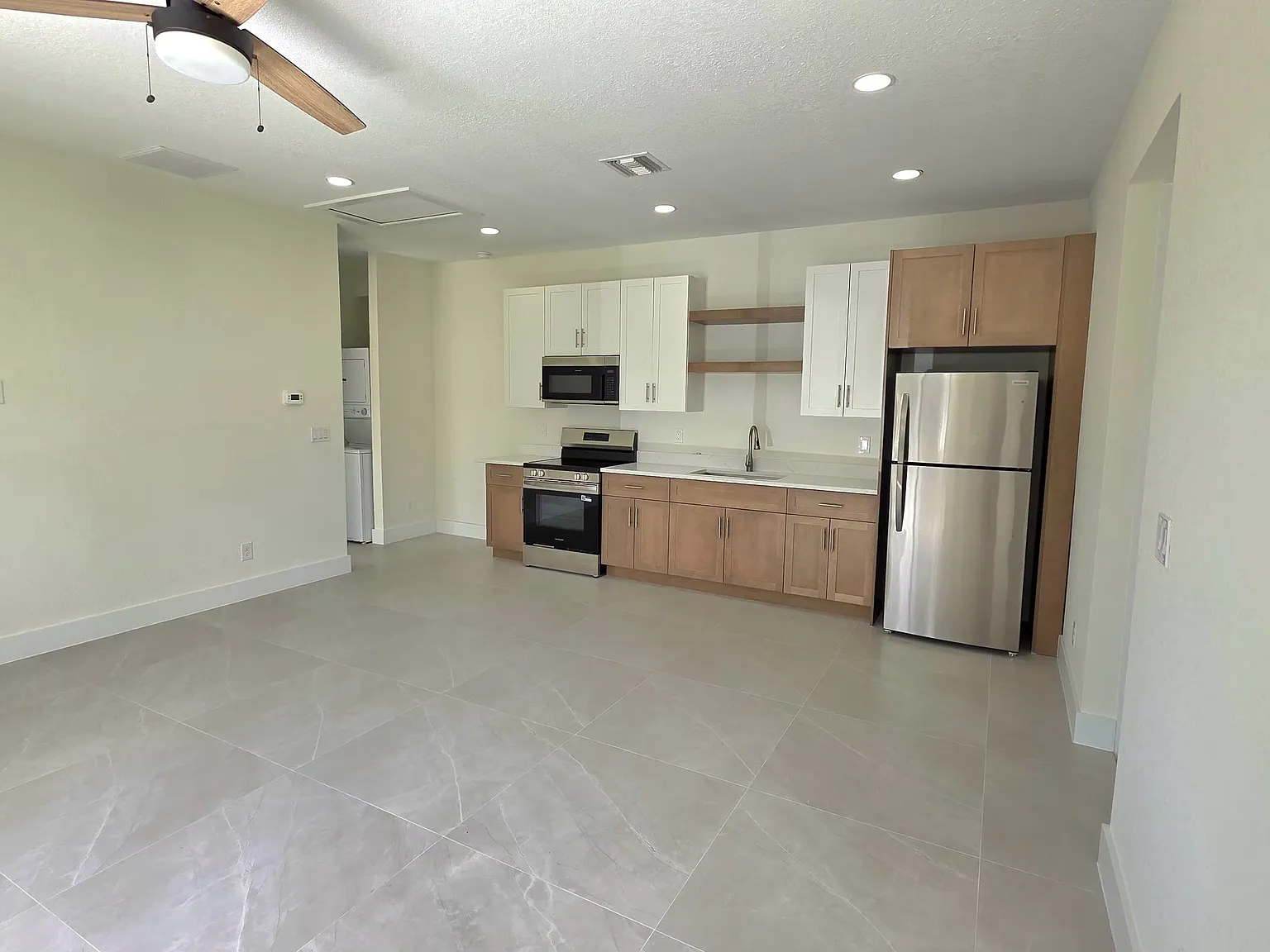1018 Anaconda Ave S — Photo 4