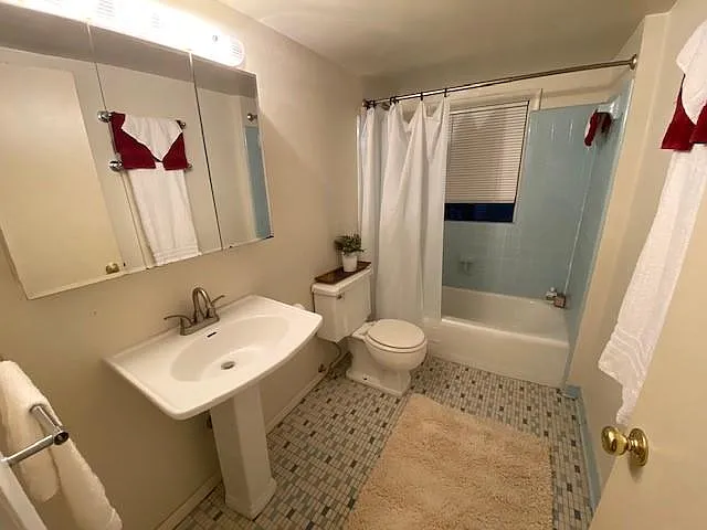 508 2nd St SE #1 — Photo 13
