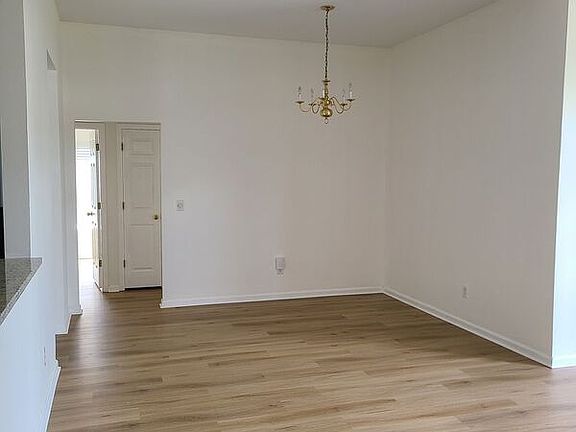 5th image of 2725 Palmetto Hall Blvd