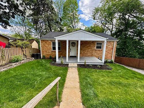 652 Grandview Ave Photo 1