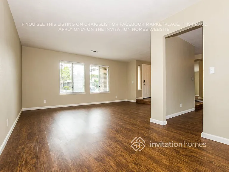 375 Notre Dame Dr — Photo 3