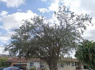 11346 SW 2nd St, Miami, FL 33174