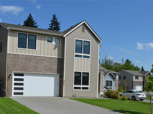 3829 95th Avenue E, Edgewood, WA 98371
