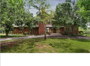 2810 N Fox Pointe Cir, Wichita, KS 67226