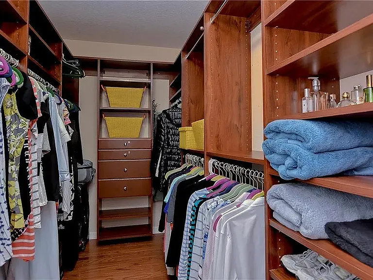 2007 Highview Fall Pl — Photo 12