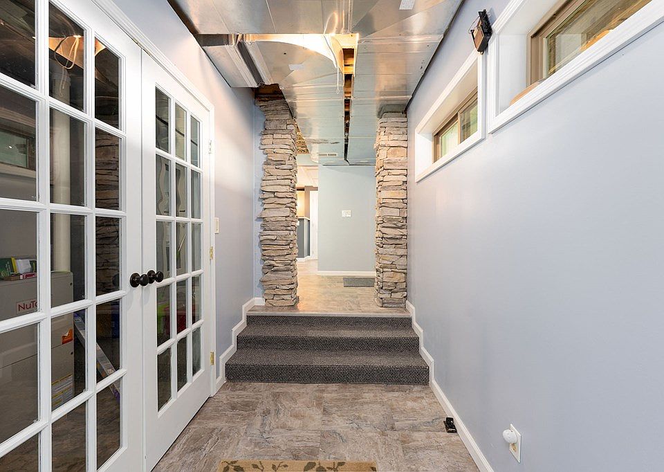 76th image of 4550 Southgate Rd