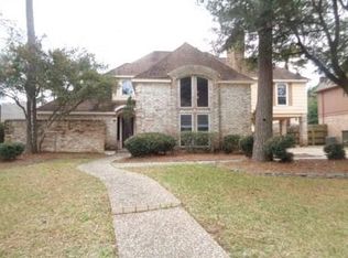 12323 Moorcreek Dr, Houston, TX 77070