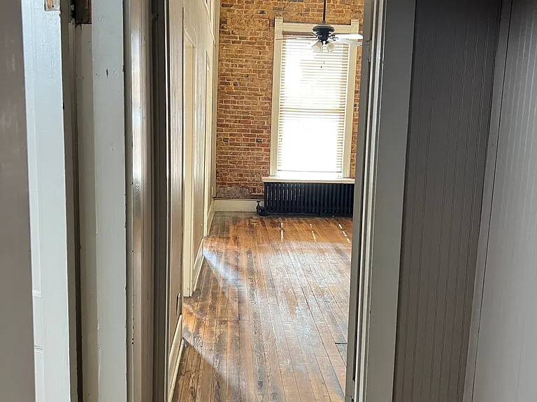 116B N Market St #B — Photo 16