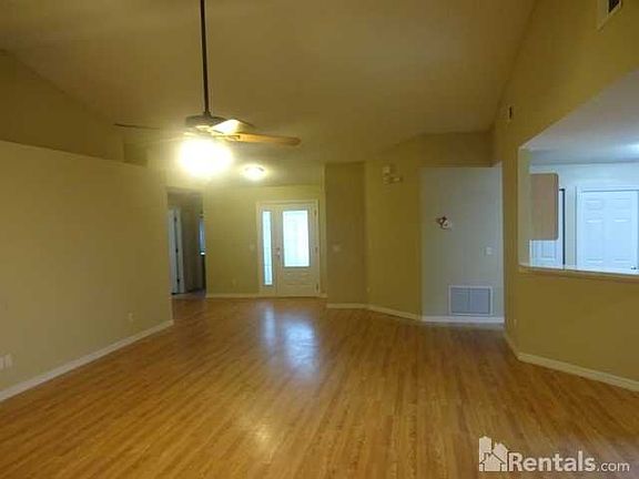 2nd image of 745 Palm Hammock Cir