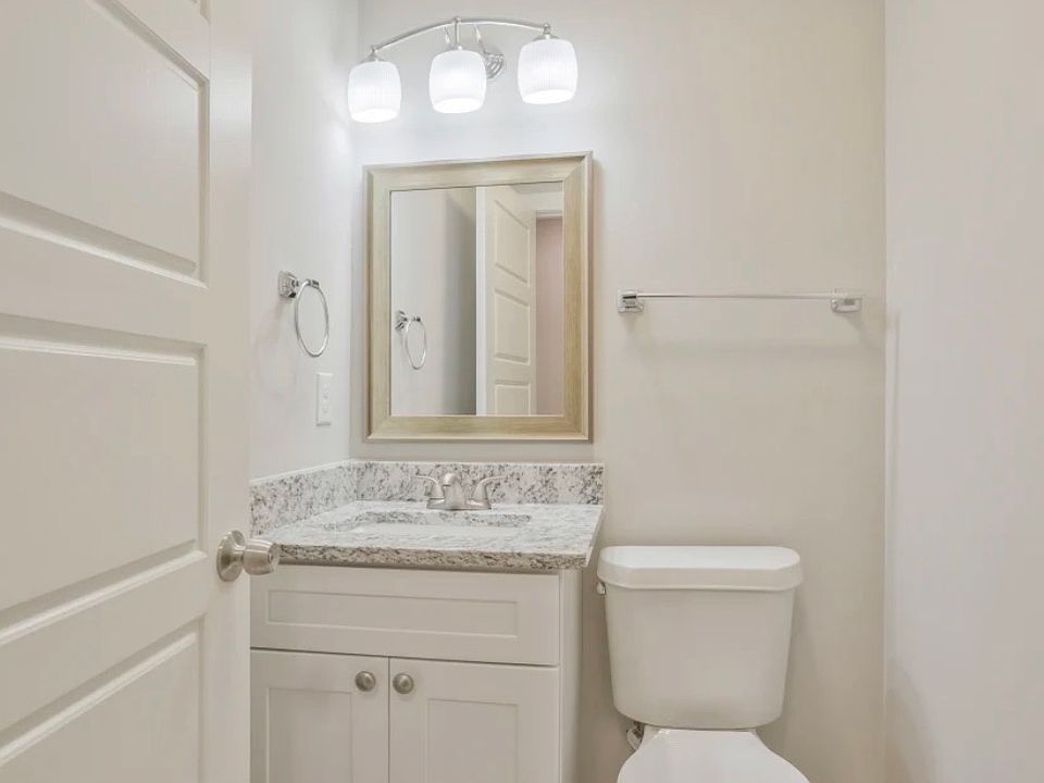 1st image of 2731-2731 Oldknow Dr NW
