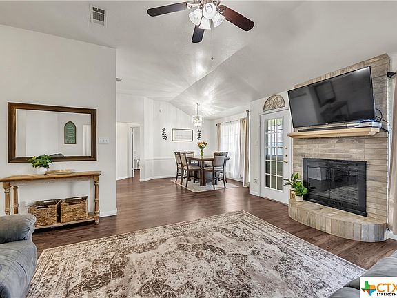 2nd image of 4211 Adobe Dr