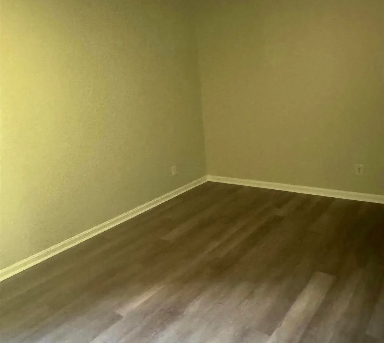 3 bed, 2.0 bath, 1300 sqft, $1,395 — Photo 4