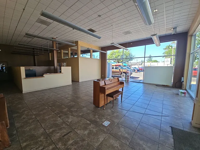 244 NW 2nd St #103 — Photo 3