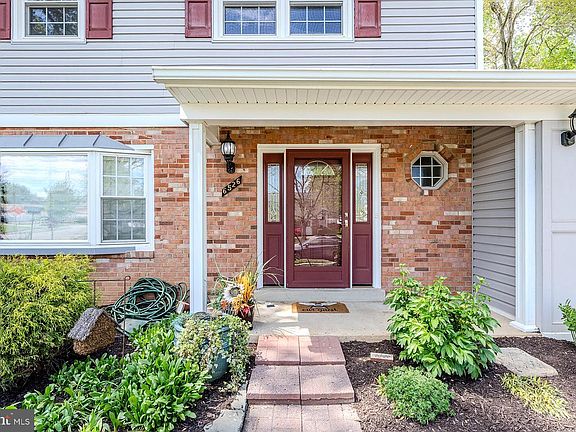 5th image of 6526 Greenview Ln