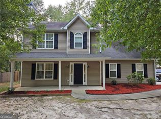 7001 Greenridge Dr, Loganville, GA 30052