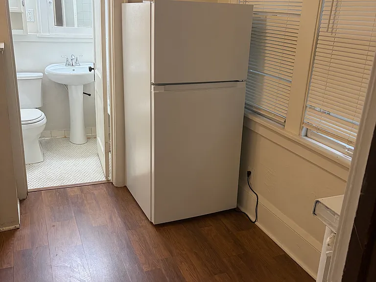 1200 Grand Ave #3 — Photo 6