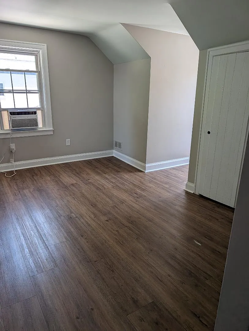 106 Chautauqua St - 106 Chautauqua B — Photo 1