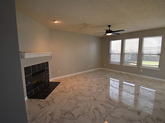 4th image of 3525 Sedona Dr