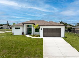 1003 Casino Ave, Lehigh Acres, FL 33971