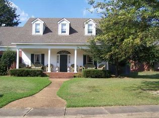 330 Indian Gate Cir, Ridgeland, MS 39157
