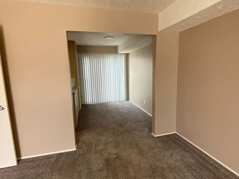 Southdale Square Apartments — Photo 163