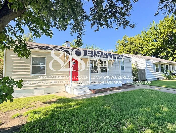 4024 Thomas Ave — Photo 1