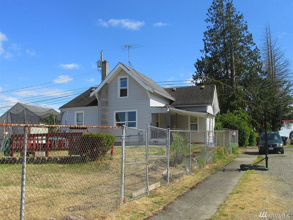 1st image of 3409 E East St